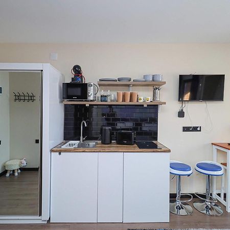 Stylish Studio Apartment With Balcony Гудаури Экстерьер фото